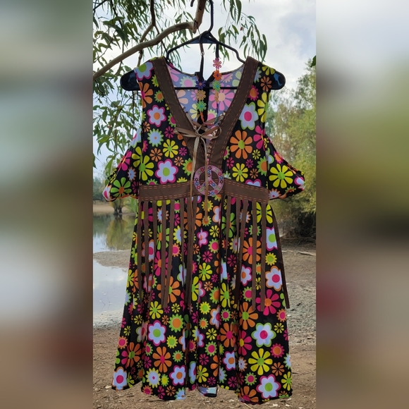 Hippie Costume - Picture 1 of 4